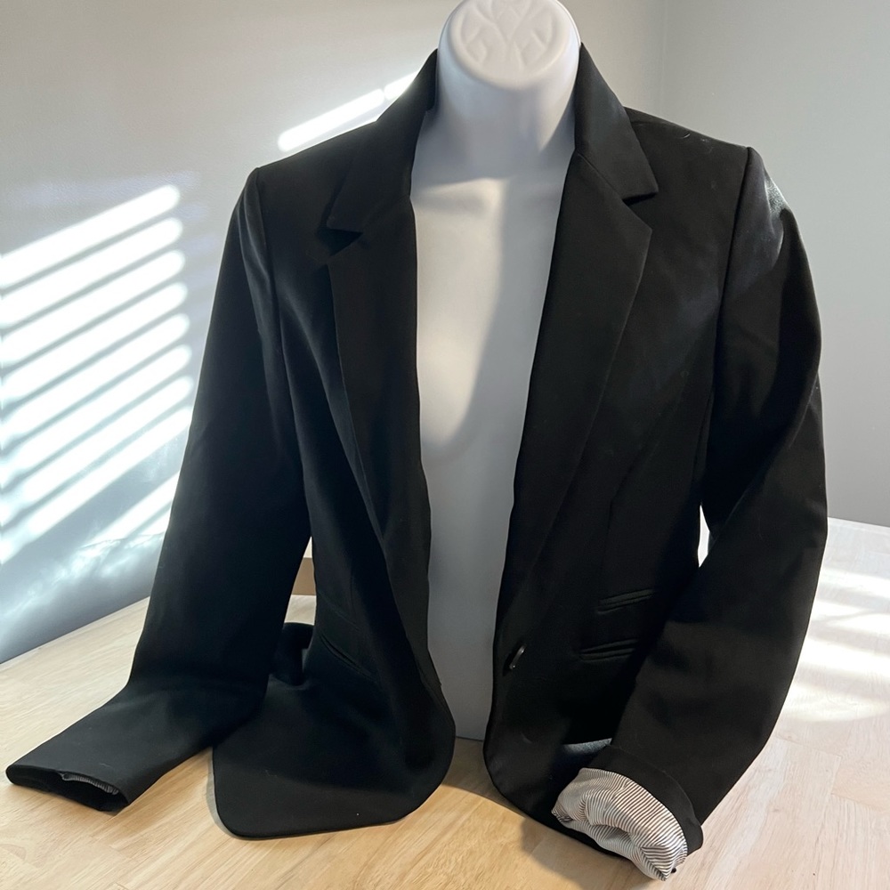 Women’s Express blazer